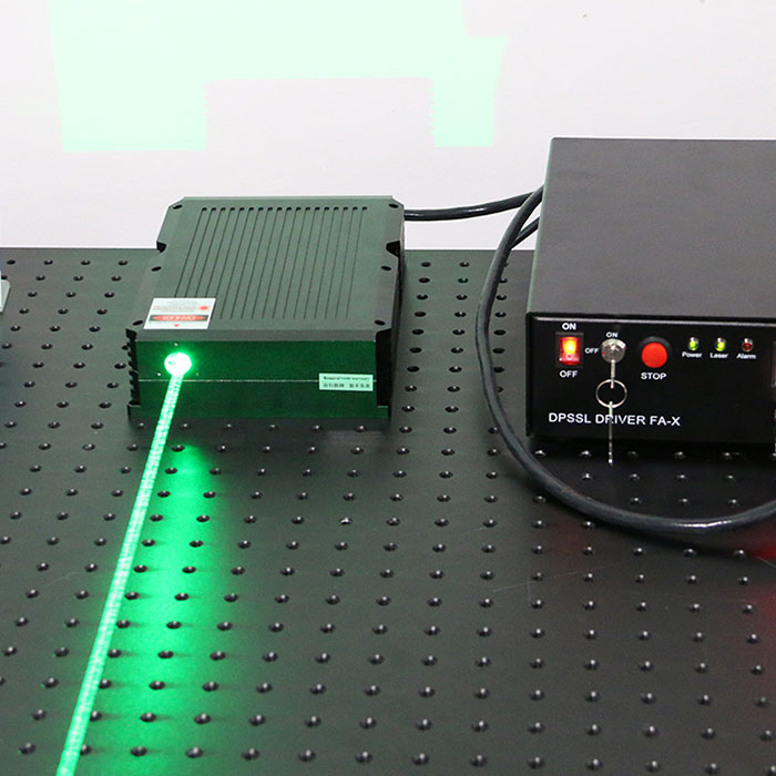 520nm 15W Green Solid State Laser Powerful Laser Beam